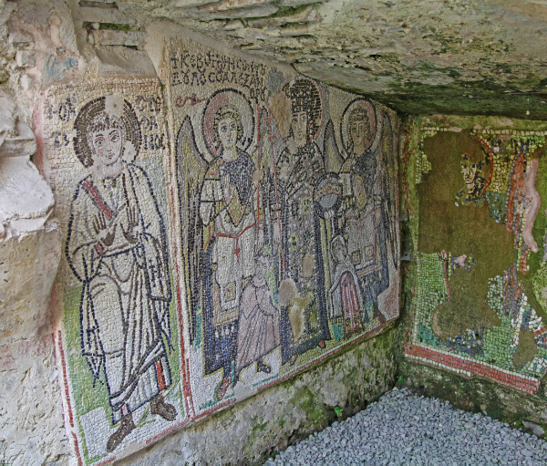 VI century mosaics with angels