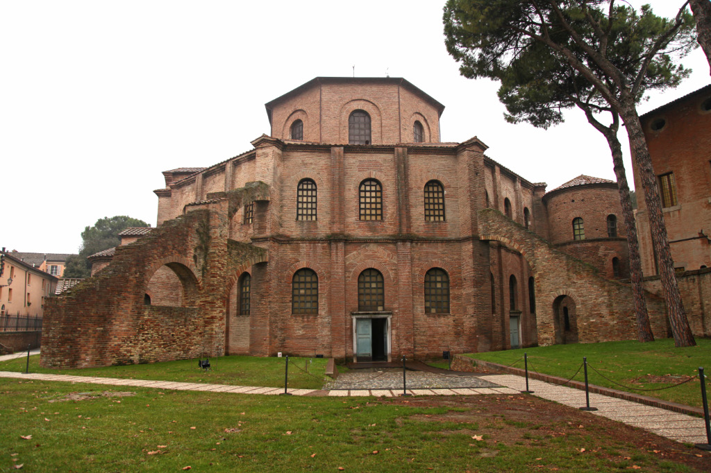 La basilica di San Vitale, Consacrazione 547 Anno Domini