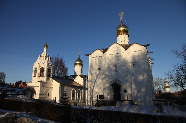 Pyatnitskaya and Presentation Churches from 1547 from Novgorodian architectural model